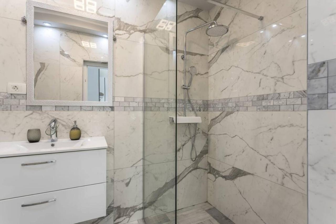 Royal Gold Apartment Vodice Buitenkant foto